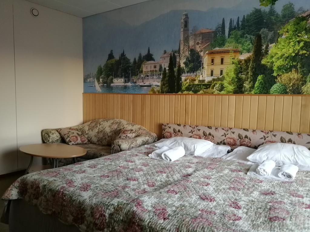 Hotel Villa Vanessa Силтакюла Экстерьер фото